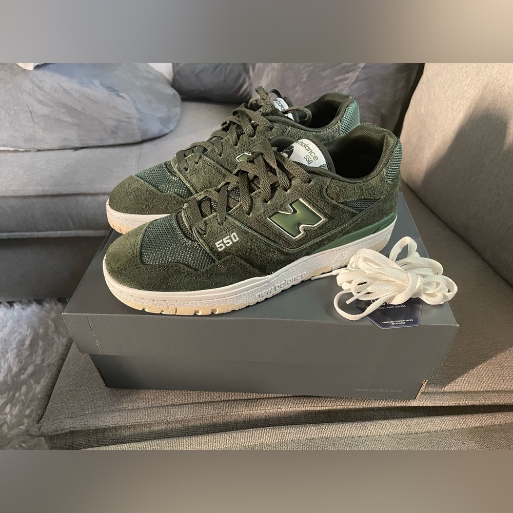 New Balance 550 Nori Suede and Canvas Sneakers in Men’s 9/Women’s 10.5